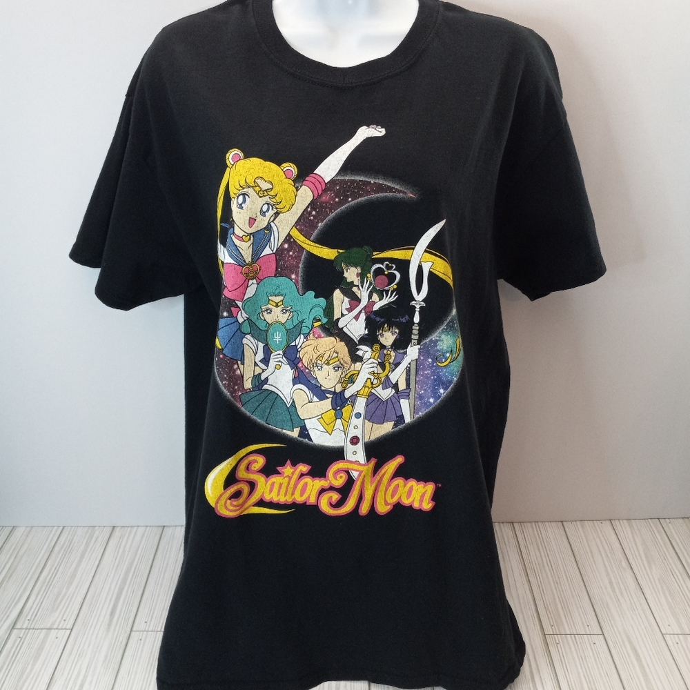 Sailor Moon Graphic Tee